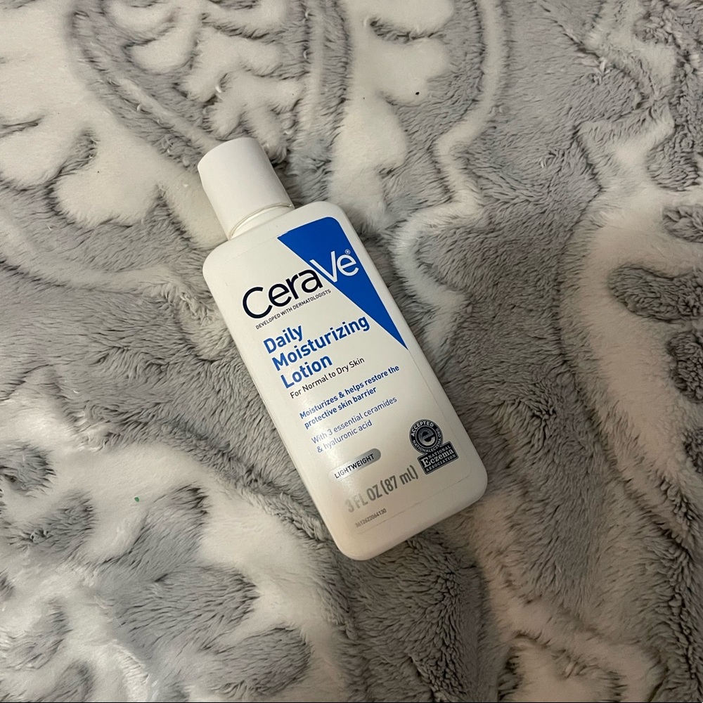 brand new cerave daily moisturizer lotion for normal to dry skin
